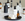 Matzwart dienblad met flesjes en zeepjes