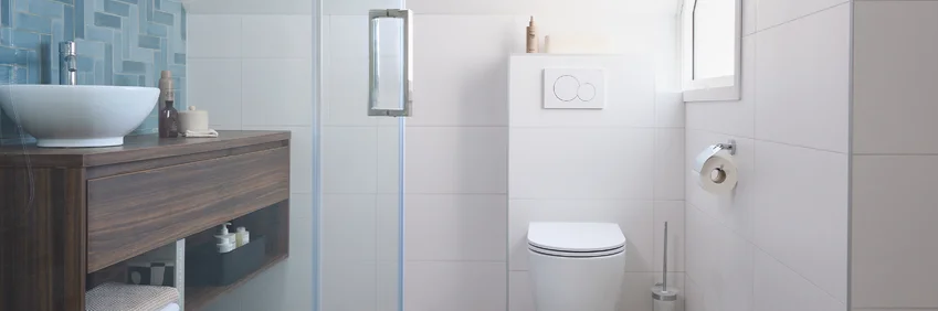 Blauwe badkamer met Portugese tegels | Binnenkijken in Maarssen - Blauwe badkamer met Portugese tegels | Binnenkijken in Maarssen